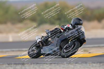 media/Sep-11-2022-SoCal Trackdays (Sun) [[81b7e951af]]/Turn 7 (1145am)/